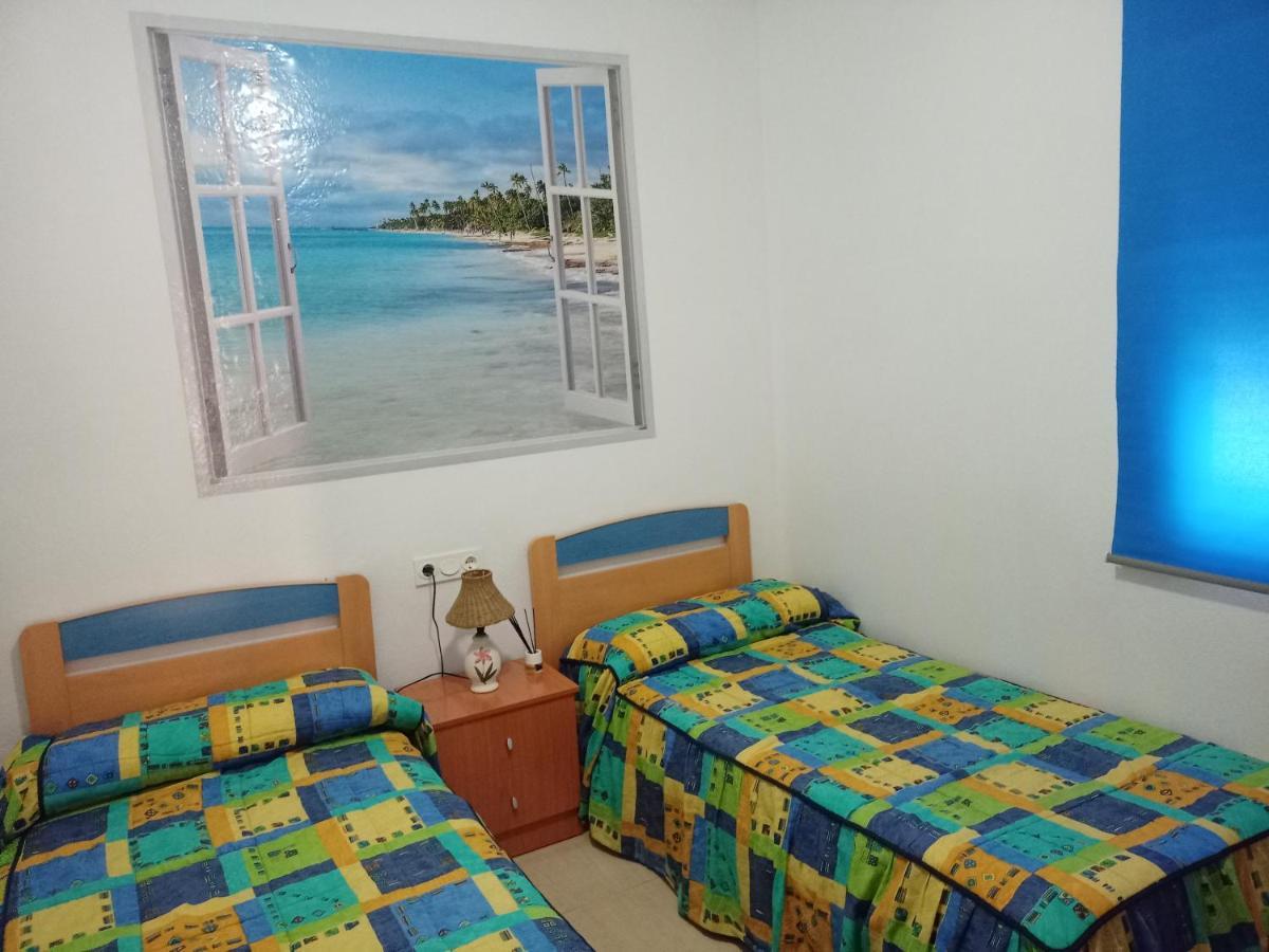 Alojamiento Roquetas De Mar Ngoại thất bức ảnh
